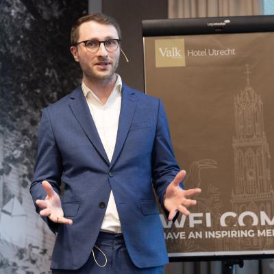 09. Esther Lam en Bastiaan Wallage